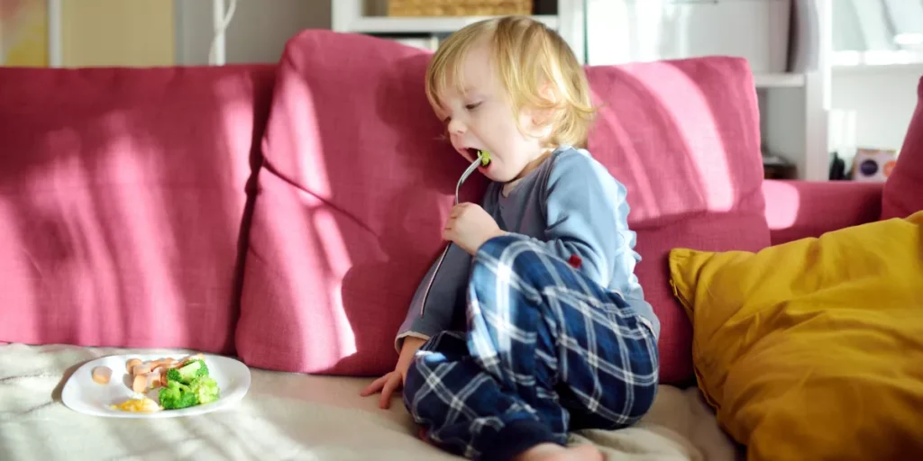 When Should You Start Introducing Solid Foods? When Should You Start Introducing Solid Foods?